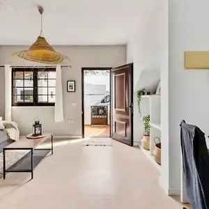 https://casa-del-flamboyan.in-canary-islands.com